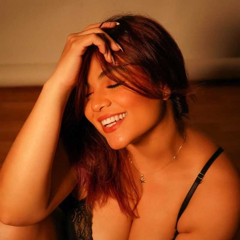 Aurora_Luxx — FansOnlyX creator profile