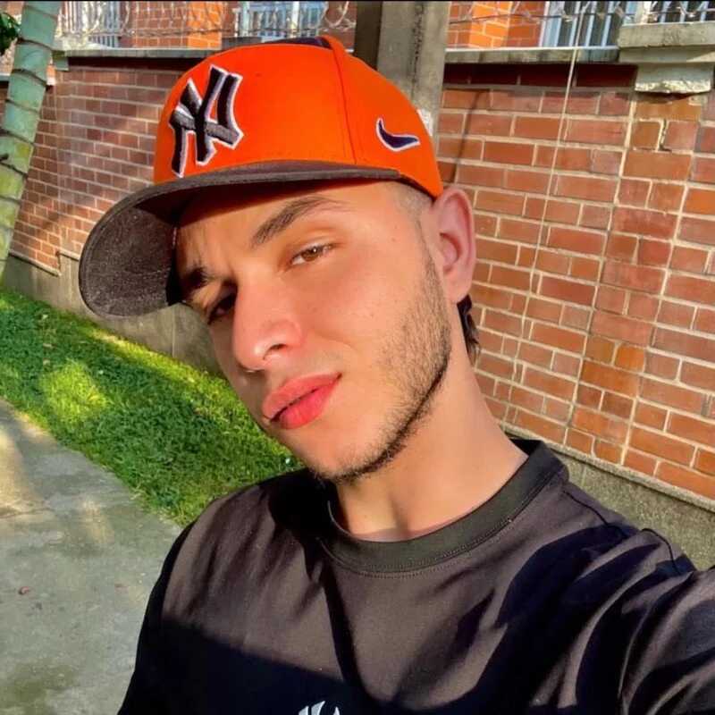 Santiagovilla_031 — FansOnlyX creator profile