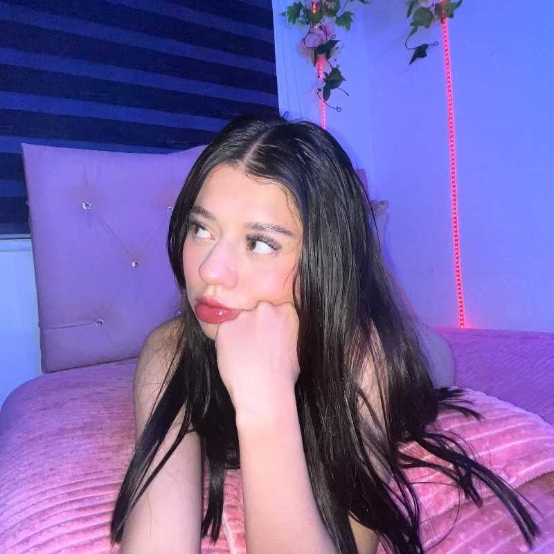 its_raquelle — FansOnlyX creator profile