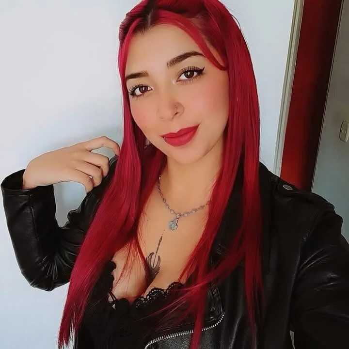 kari-h — FansOnlyX creator profile