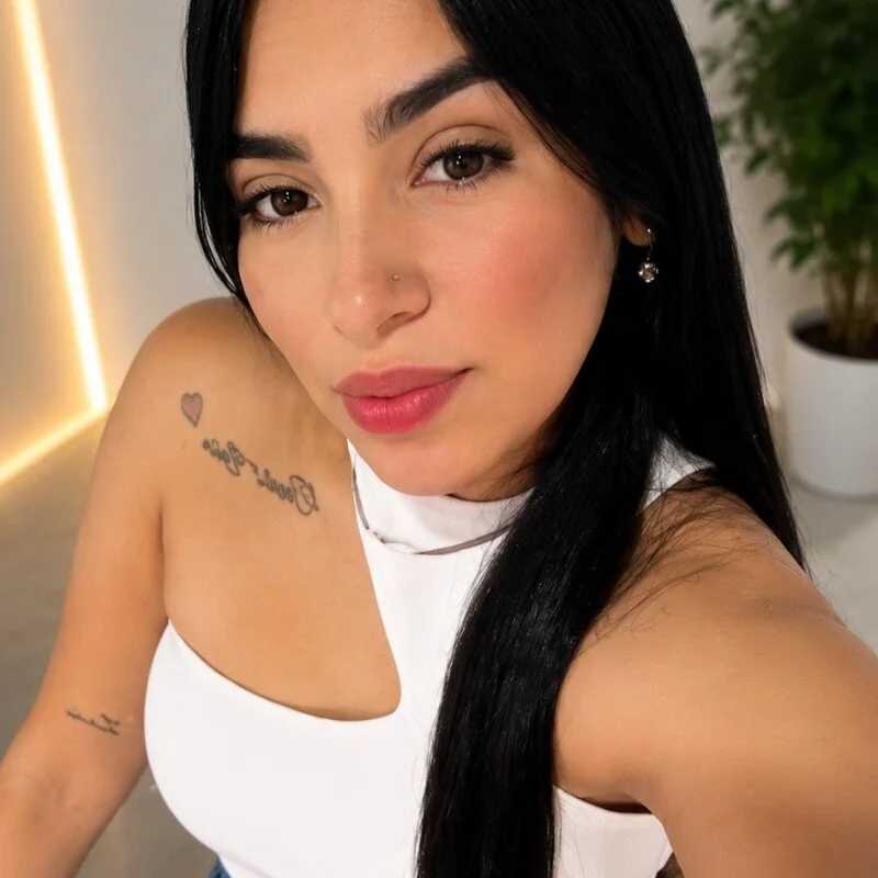 Emma_slut_Dirty — FansOnlyX creator profile