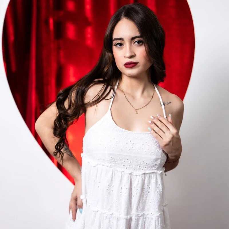 bella1_sm — FansOnlyX creator profile