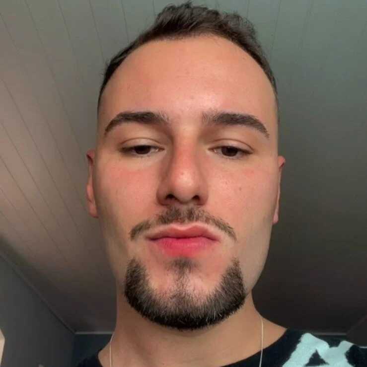 piazaocwb23 — FansOnlyX creator profile