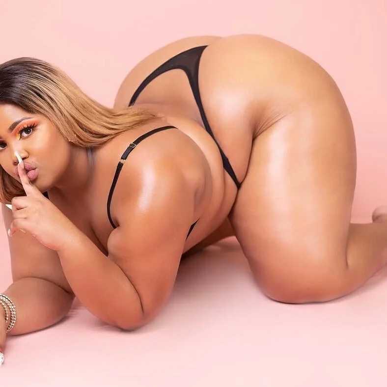 FatAssAfricanBarbie — FansOnlyX creator profile