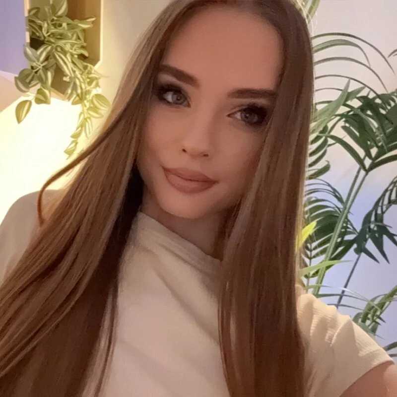 petitegonwiild — FansOnlyX creator profile