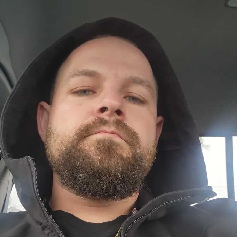localwhtboyy — FansOnlyX creator profile