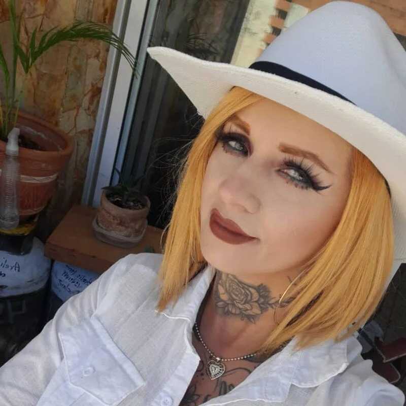 aliceesmith — FansOnlyX creator profile