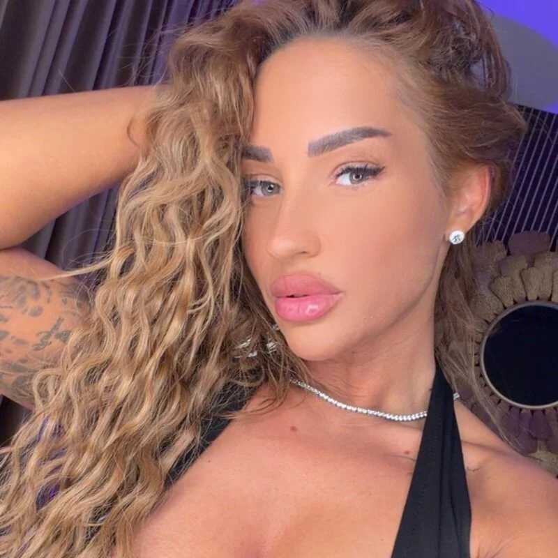 LovingBlondie — FansOnlyX creator profile