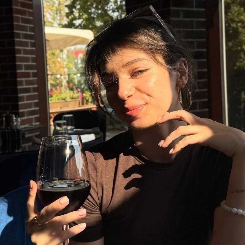 AngieYonaga — FansOnlyX creator profile