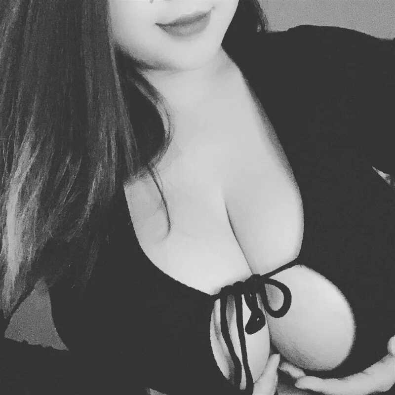 Min-sexxxy — FansOnlyX creator profile