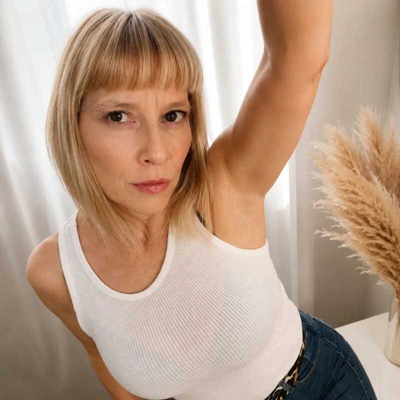 CarmenAmorosa — FansOnlyX creator profile