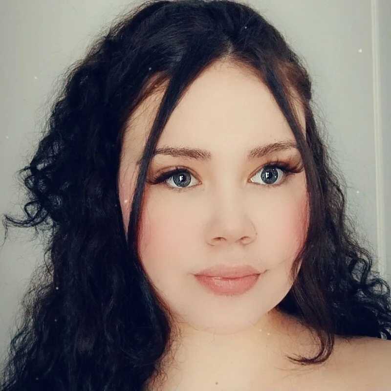 _leana_ — FansOnlyX creator profile