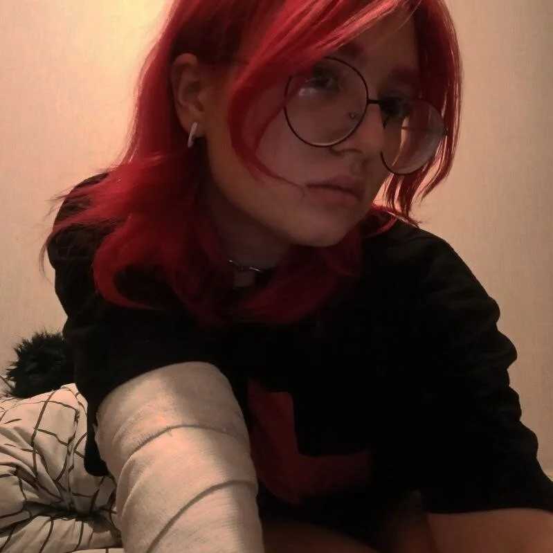 Mellow_Molly — FansOnlyX creator profile