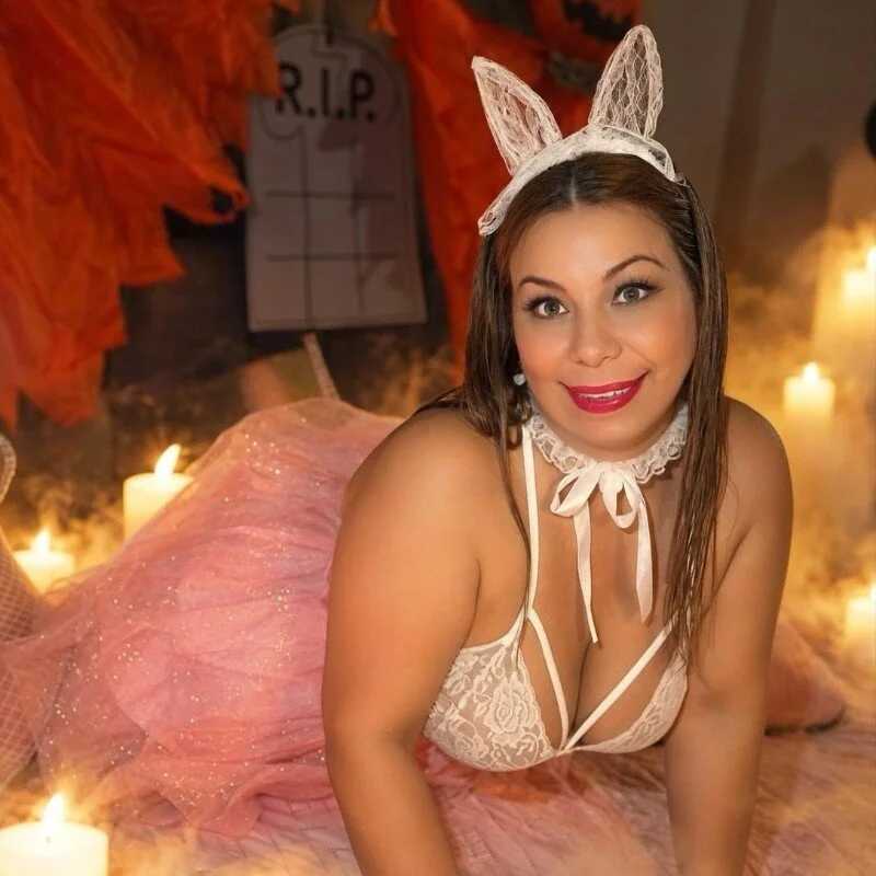 milfhorny_69 — FansOnlyX creator profile