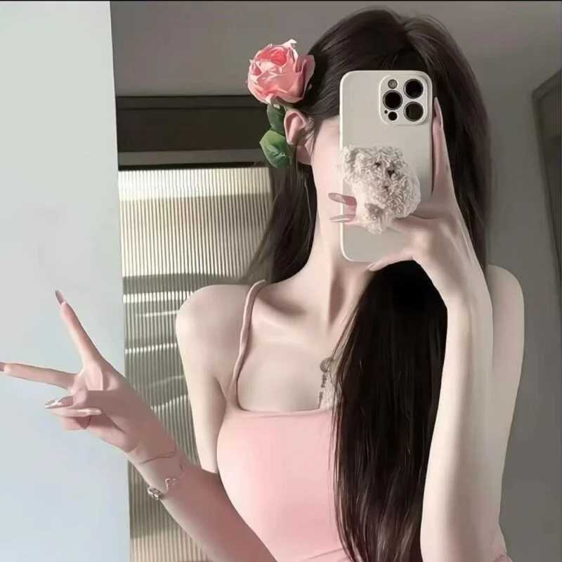 Luxi-_520 — FansOnlyX creator profile