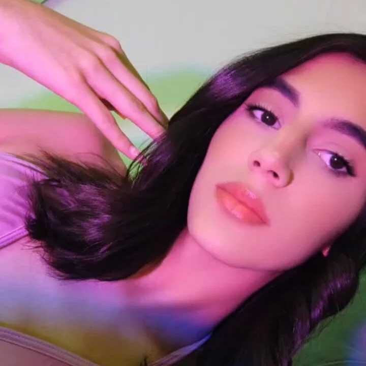 _bellamonroee — FansOnlyX creator profile