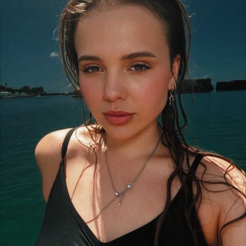 afina_secret_angels — FansOnlyX creator profile