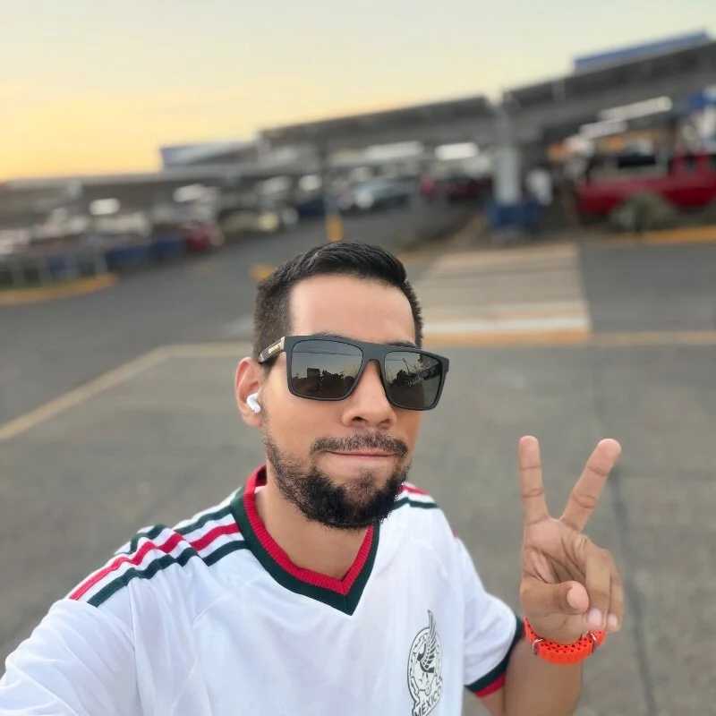 EnriquePersian197 — FansOnlyX creator profile