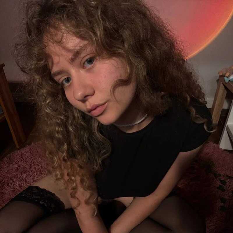 Milounee — FansOnlyX creator profile