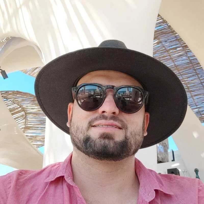 Dorotheeeo — FansOnlyX creator profile