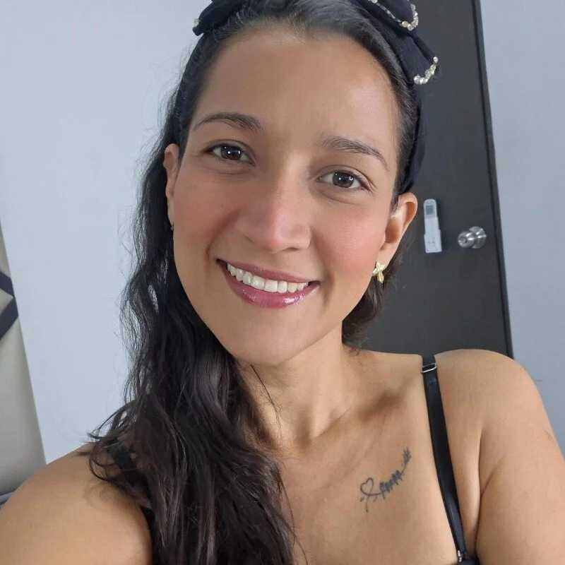 XimenaRose — FansOnlyX creator profile