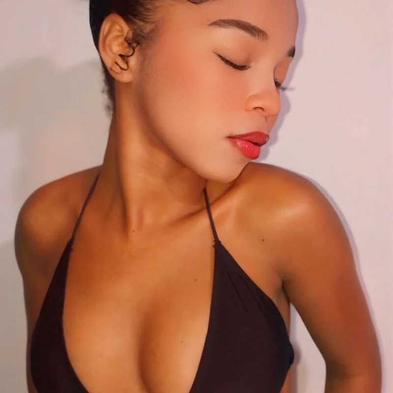 Sophia-Gomezz — FansOnlyX creator profile