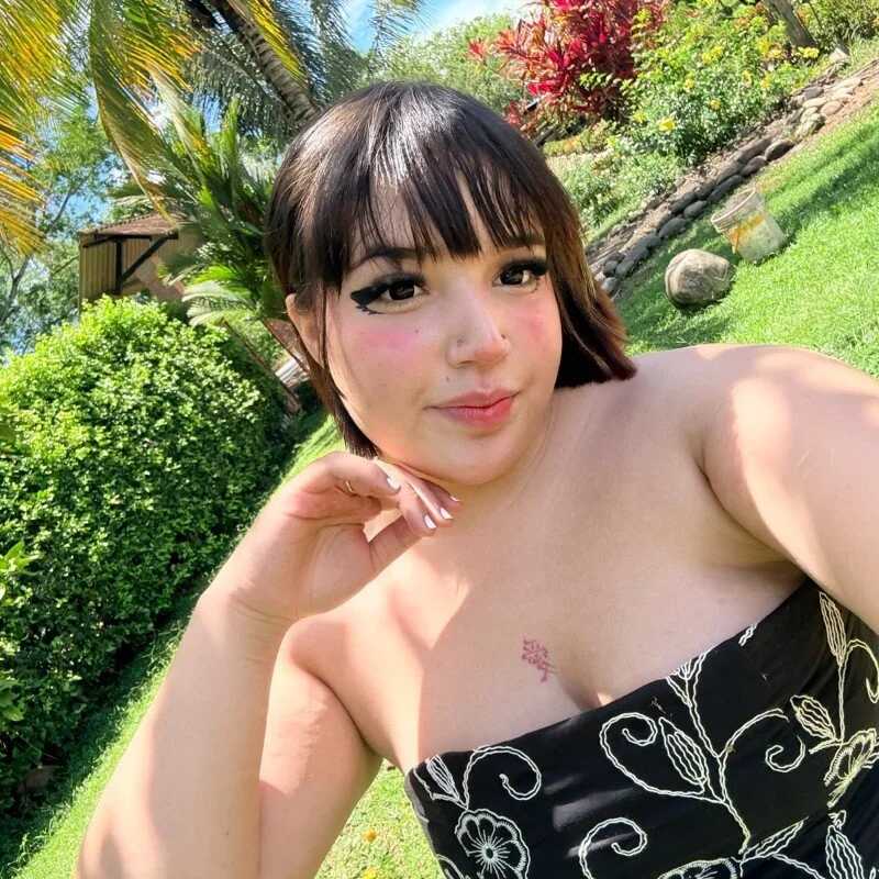 hinata_dolly — FansOnlyX creator profile