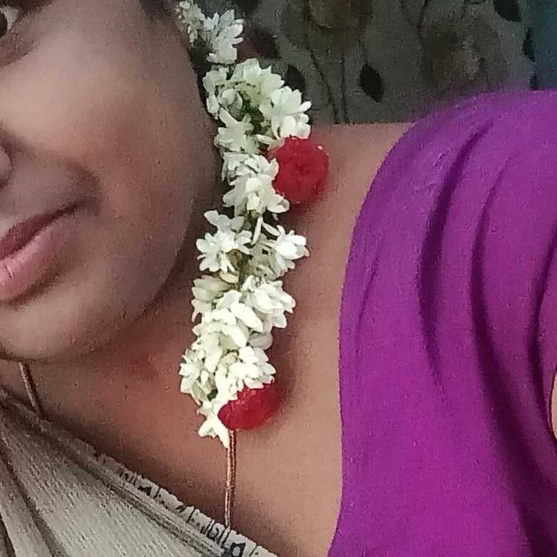 Tamil-lakhmi — FansOnlyX creator profile