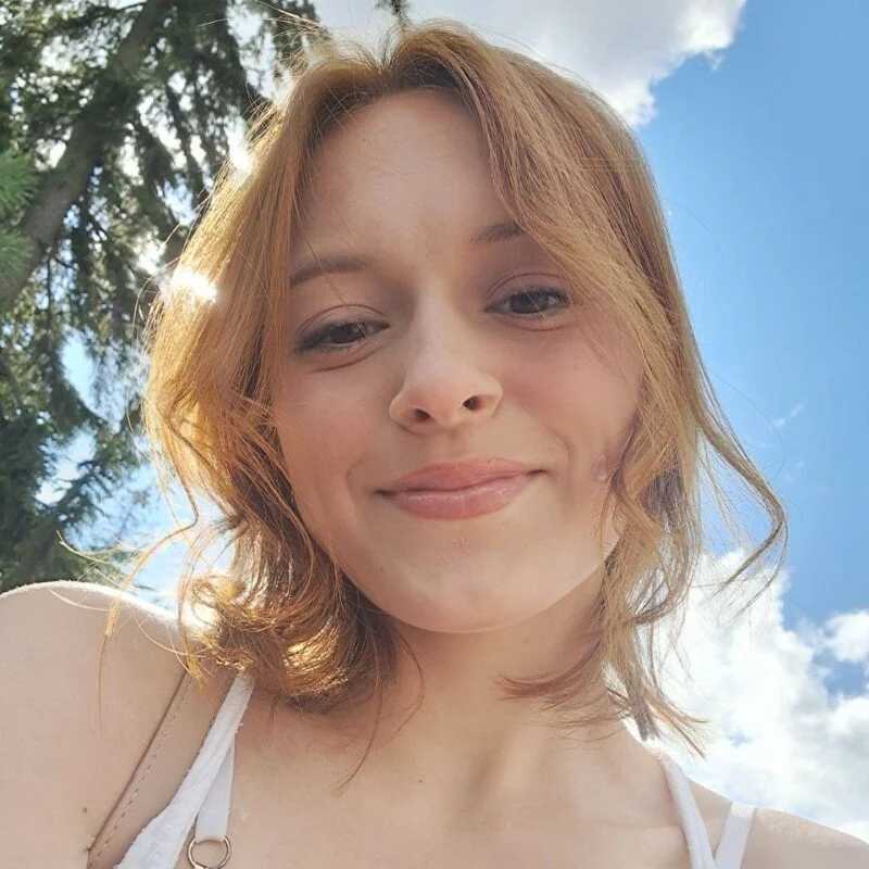 RoselleMichaus — FansOnlyX creator profile