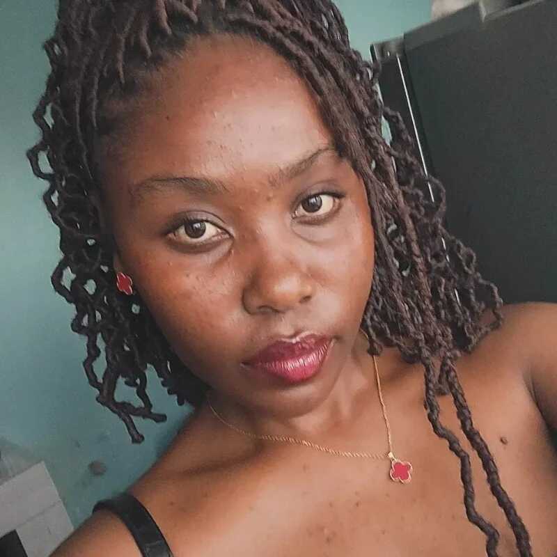 sexyAssVivian_ — FansOnlyX creator profile