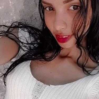 valentina_gomez1 — FansOnlyX creator profile