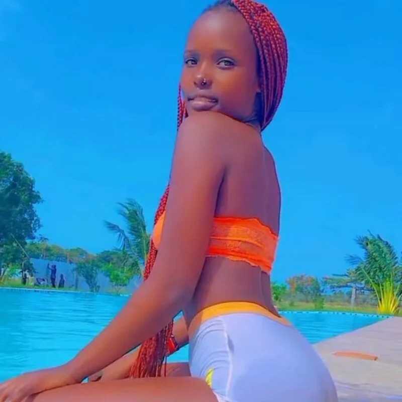 Teilasexyy — FansOnlyX creator profile