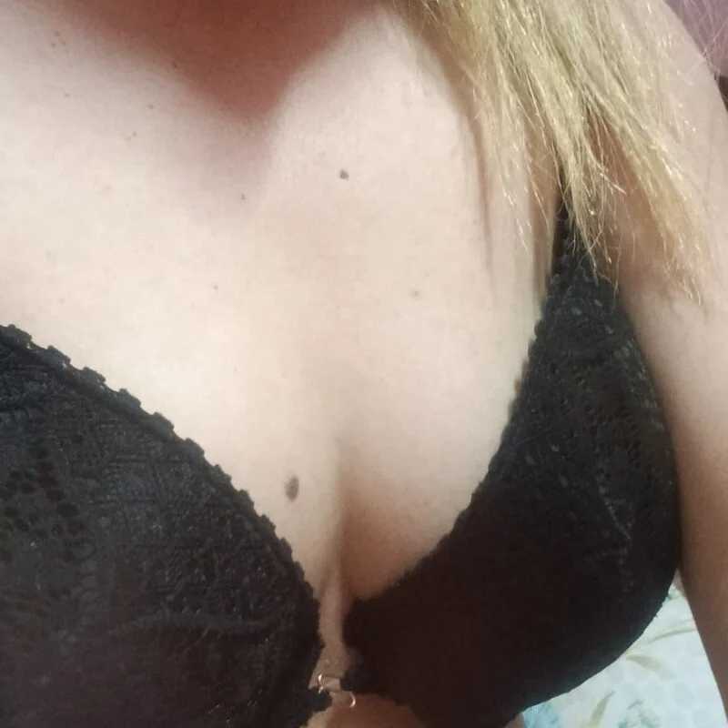 Bristy_BigBoobs — FansOnlyX creator profile