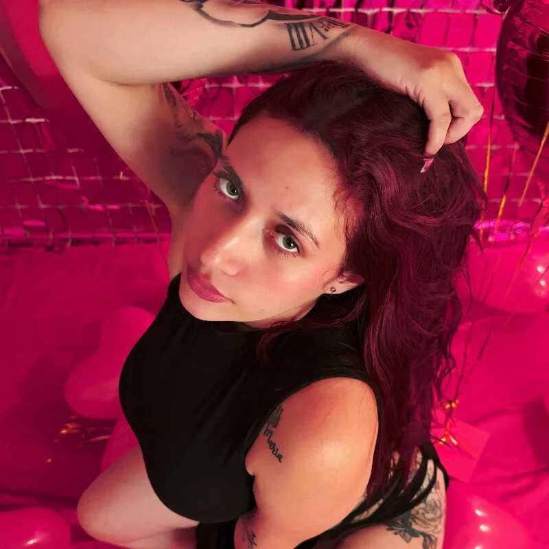 EmmaaCastro — FansOnlyX creator profile