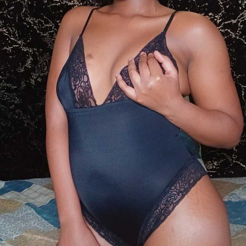 SexyZurri — FansOnlyX creator profile