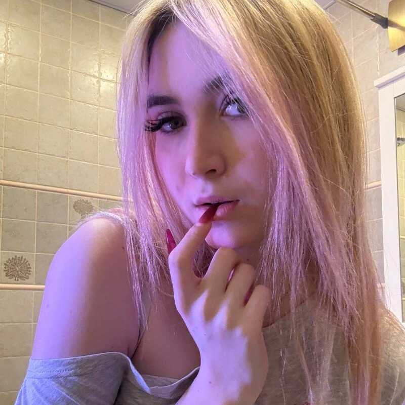 cocosikRay — FansOnlyX creator profile