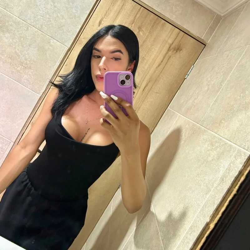 Salome_Collins_2 — FansOnlyX creator profile