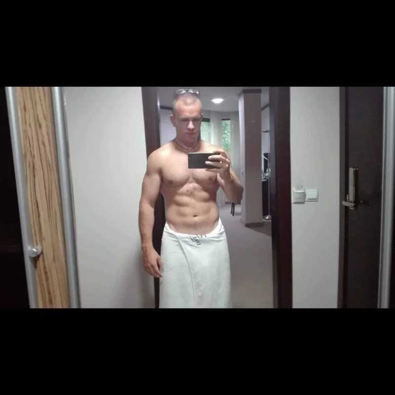 six_pack_muscles — FansOnlyX creator profile