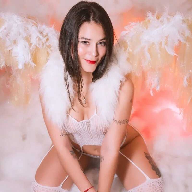 CatalinaBlaze — FansOnlyX creator profile