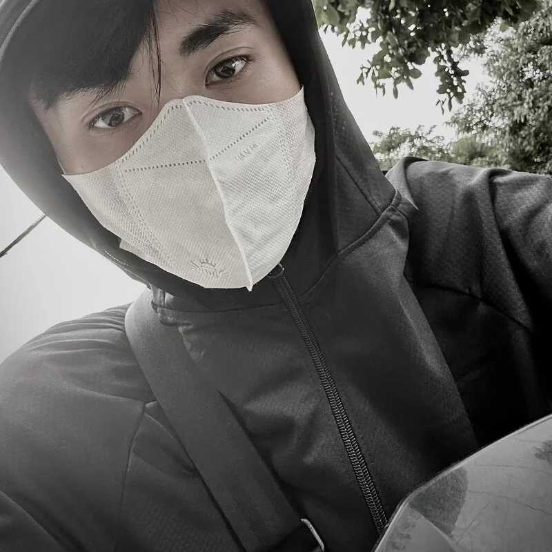 huyanhiy — FansOnlyX creator profile