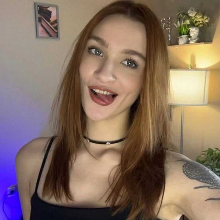 PollyMayer — FansOnlyX creator profile