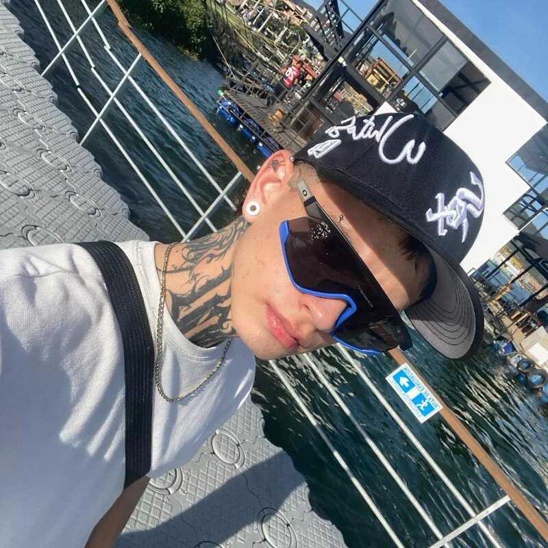 Dan_brownn — FansOnlyX creator profile