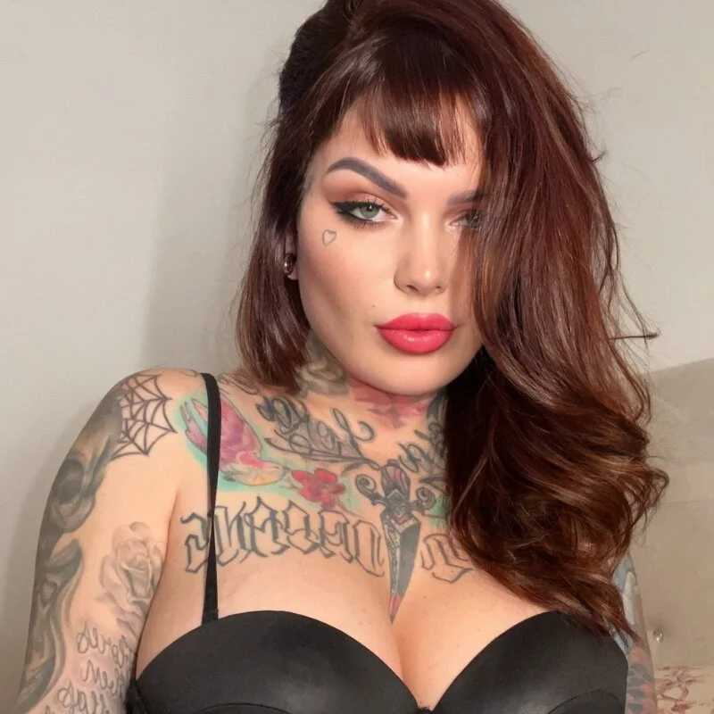 SabrinaMuller — FansOnlyX creator profile