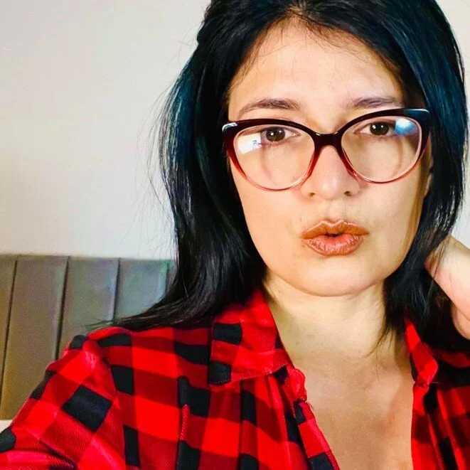 adriana71 — FansOnlyX creator profile