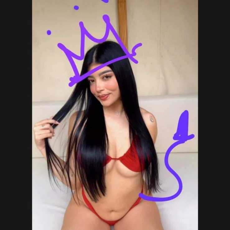 Sarahlopezz — FansOnlyX creator profile