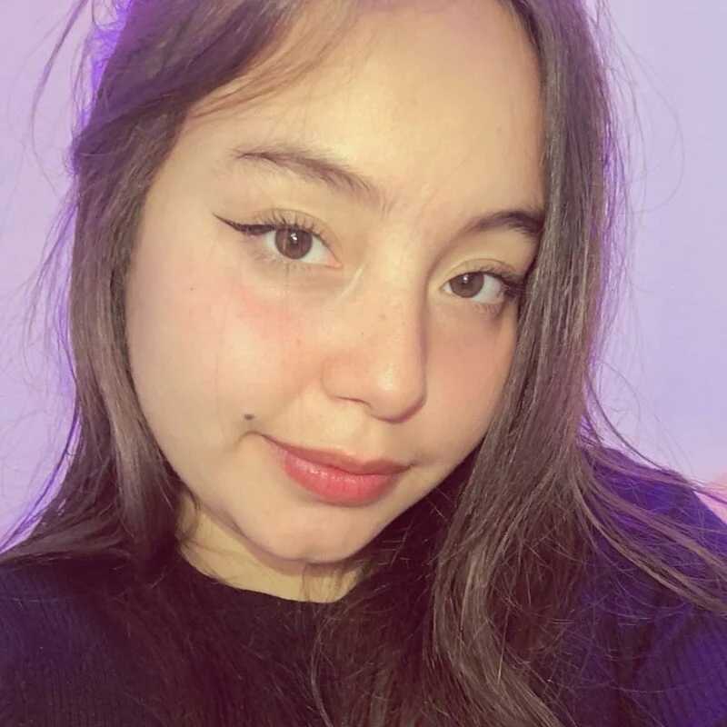 cherry_valeria — FansOnlyX creator profile