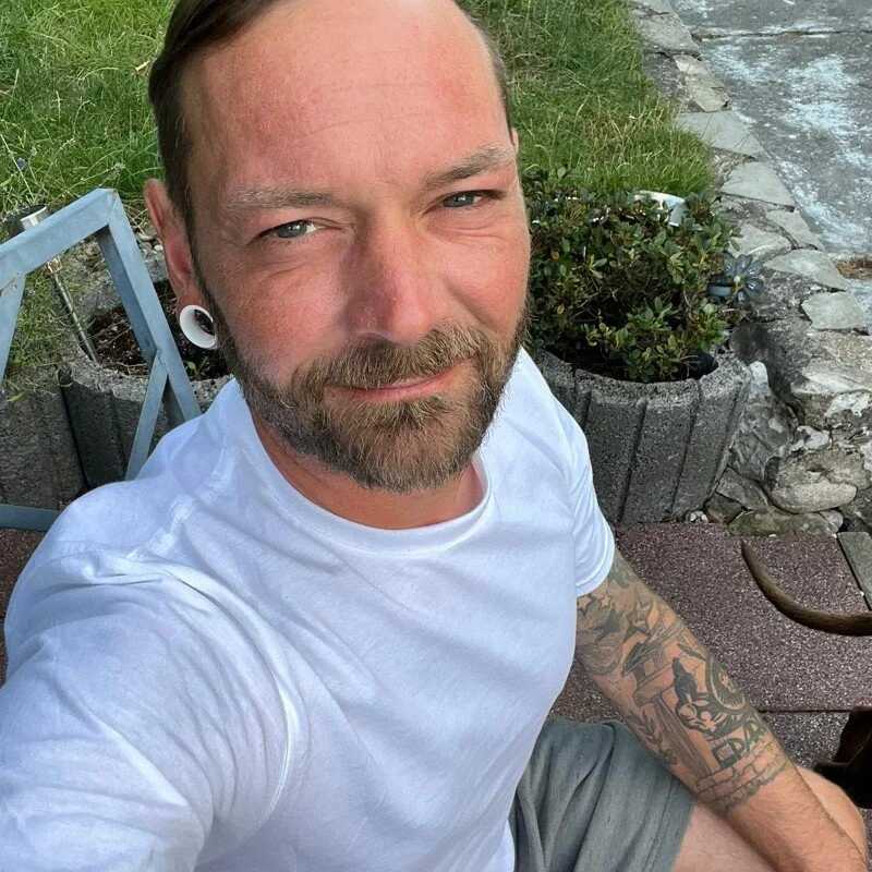 Winston222222 — FansOnlyX creator profile