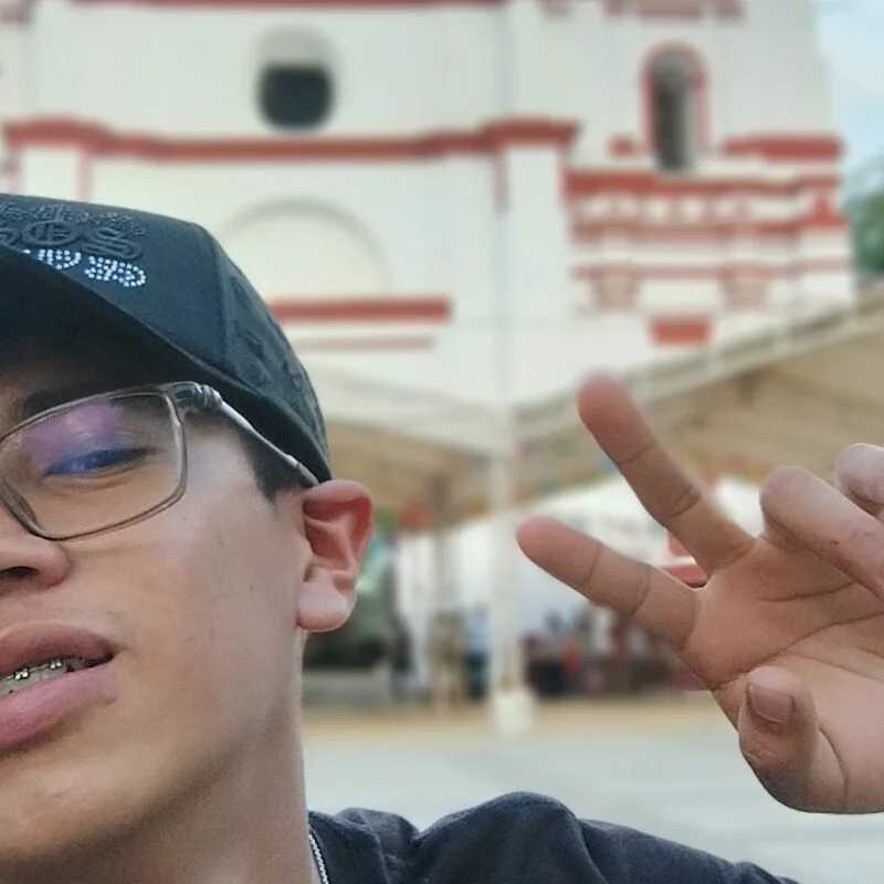 Ramiro123qe — FansOnlyX creator profile