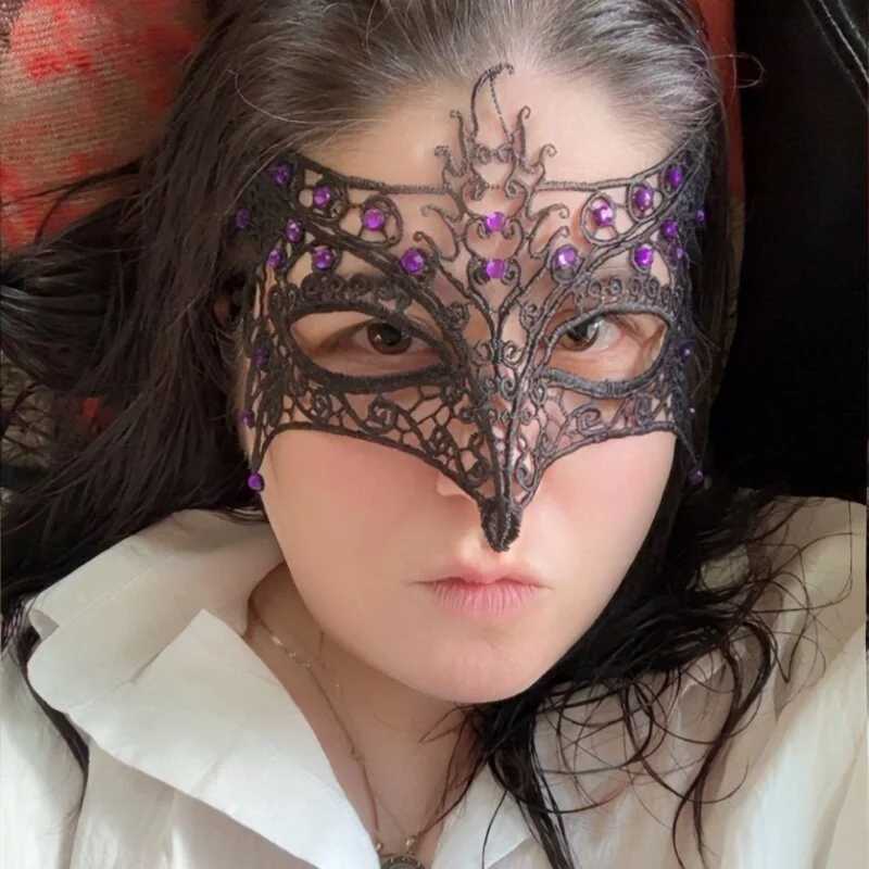 ScarletVixxen — FansOnlyX creator profile