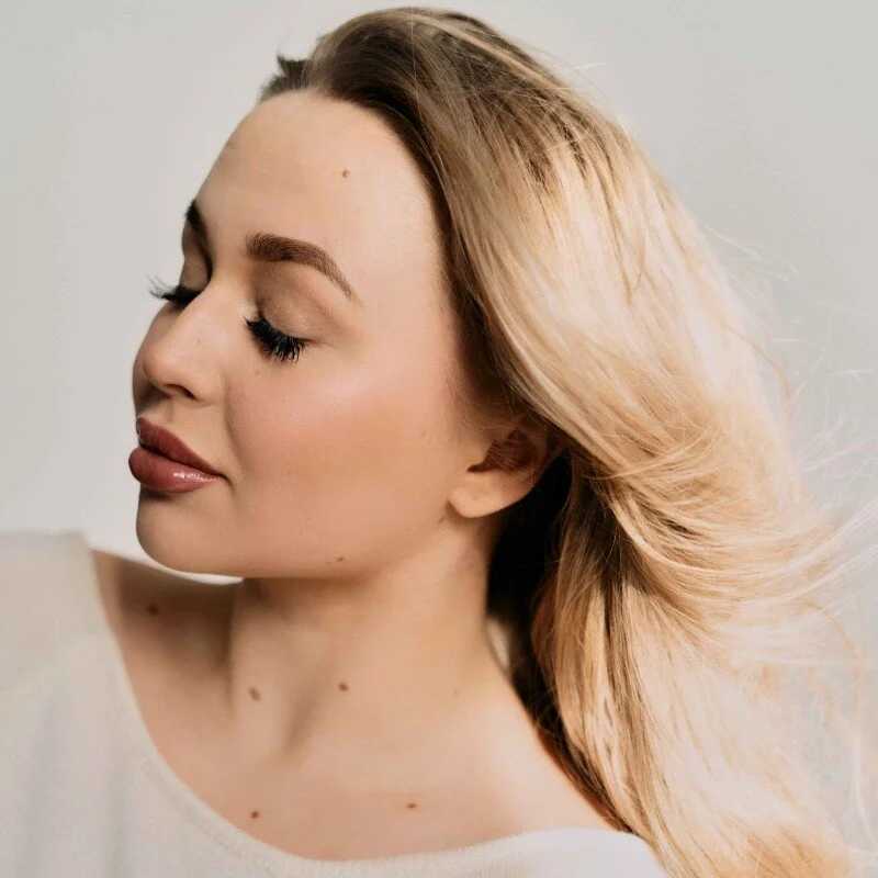 Estella_Elwood — FansOnlyX creator profile